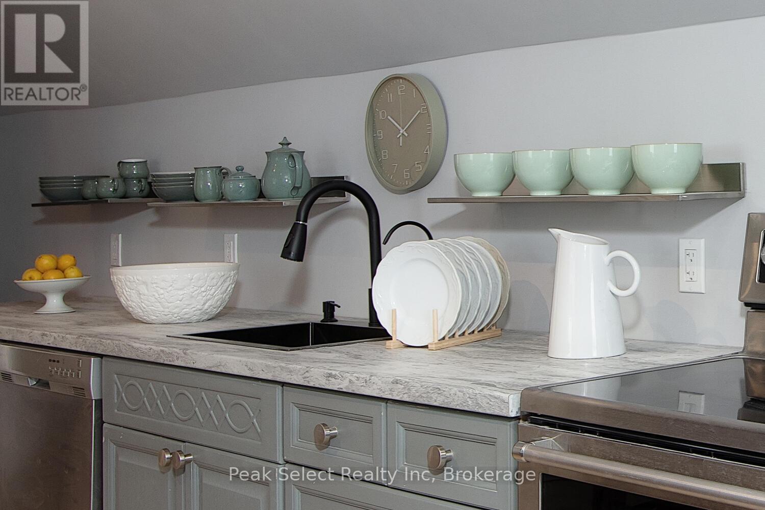 430 Albert Street, South Huron, Ontario  N0M 1S1 - Photo 36 - X12948050