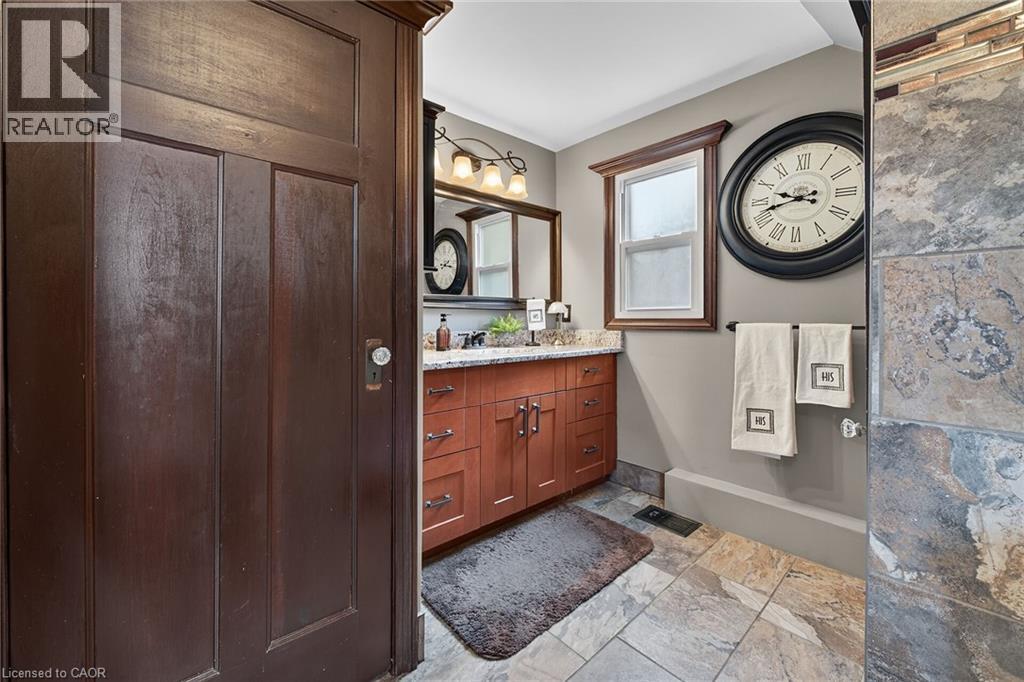 151 Holton Avenue S, Hamilton, Ontario  L8M 2L6 - Photo 27 - 40817041