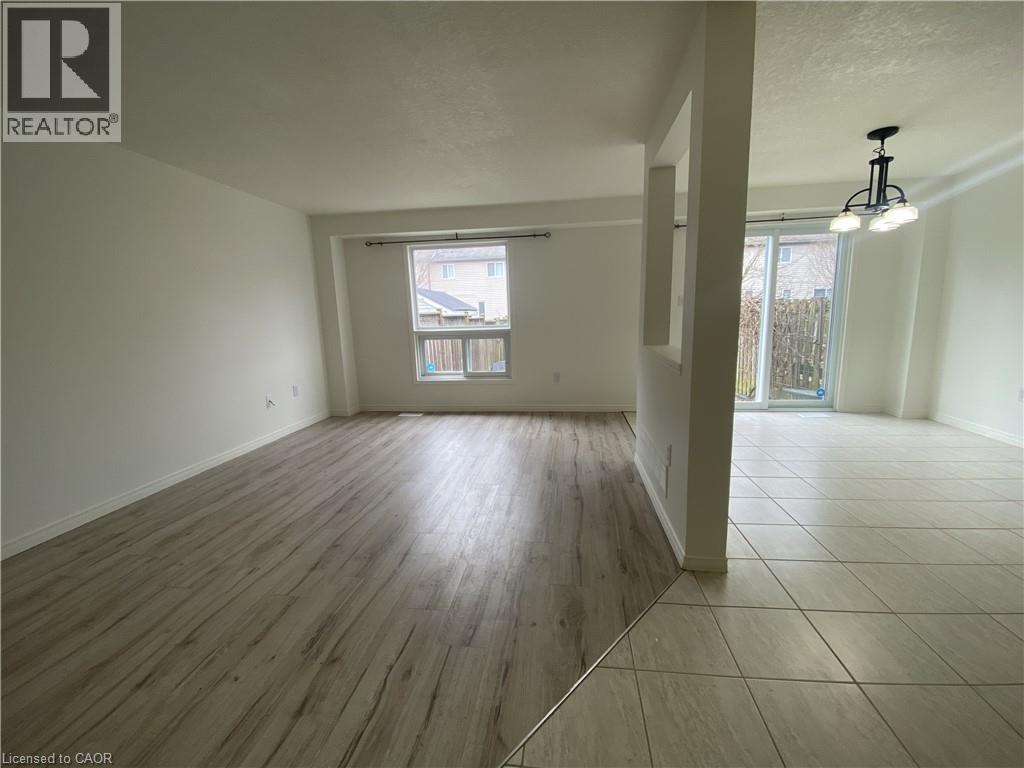 517 Virginia Creeper Street, Waterloo, Ontario  N2V 2W4 - Photo 5 - 40816935