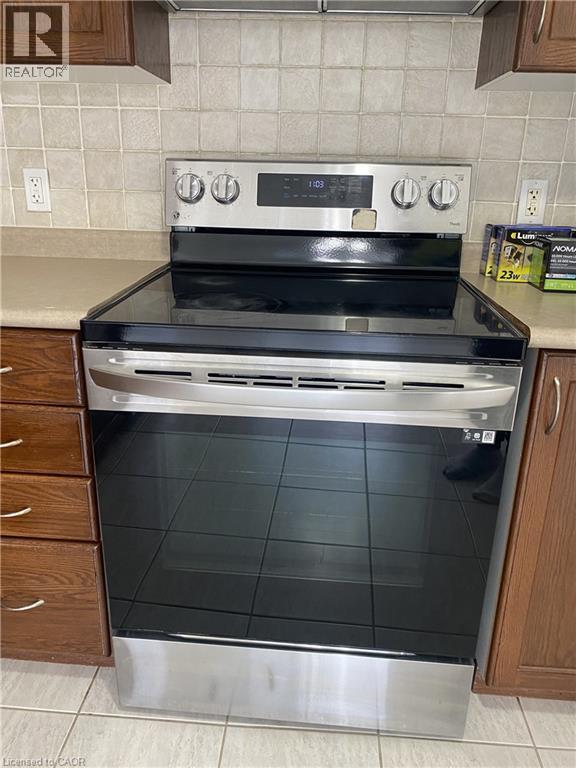 517 Virginia Creeper Street, Waterloo, Ontario  N2V 2W4 - Photo 8 - 40816935