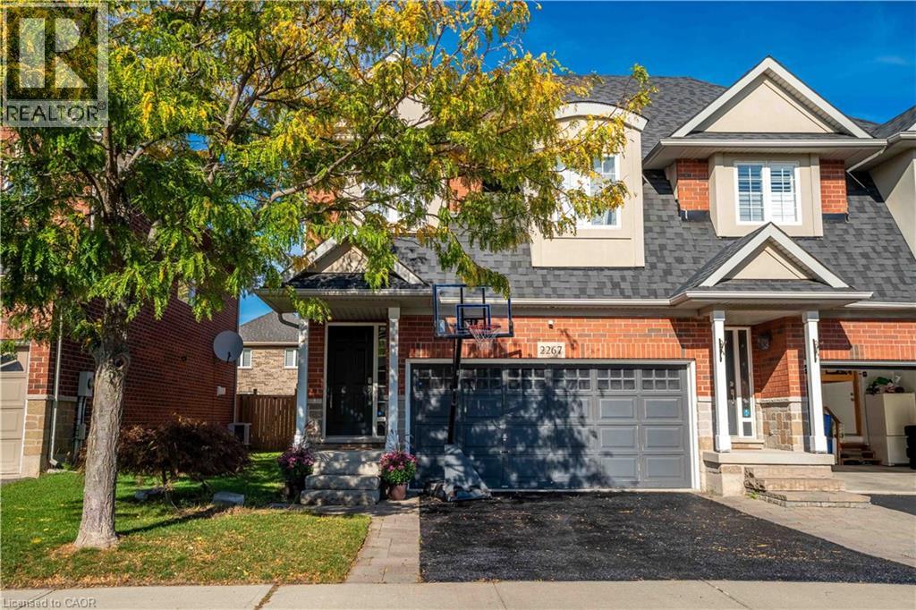 2267 WHISTLING SPRINGS Crescent, Oakville, Ontario