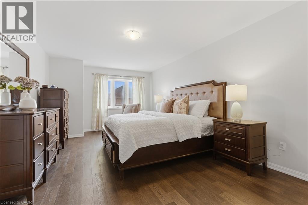 2267 Whistling Springs Crescent, Oakville, Ontario  L6M 5G5 - Photo 16 - 40817091