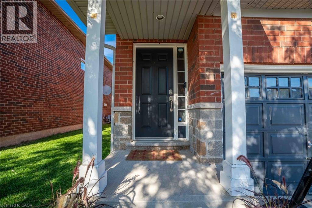 2267 Whistling Springs Crescent, Oakville, Ontario  L6M 5G5 - Photo 2 - 40817091