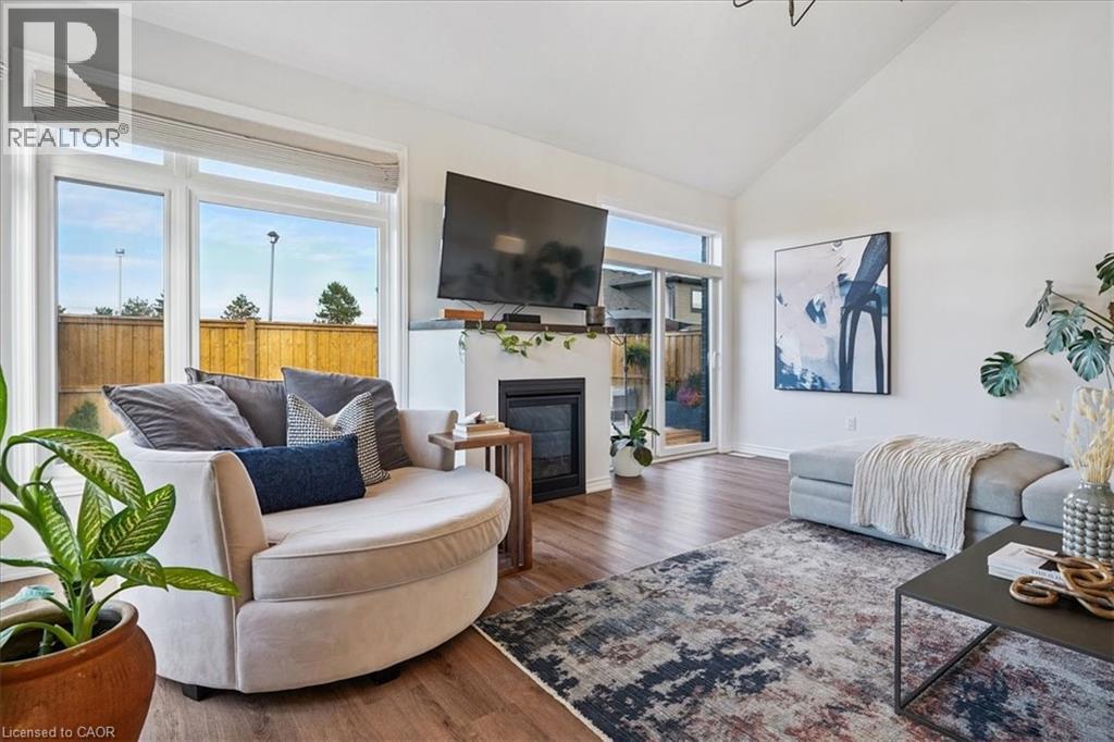 52 Welch Lane, Hamilton, Ontario  L9C 0G1 - Photo 11 - 40815840