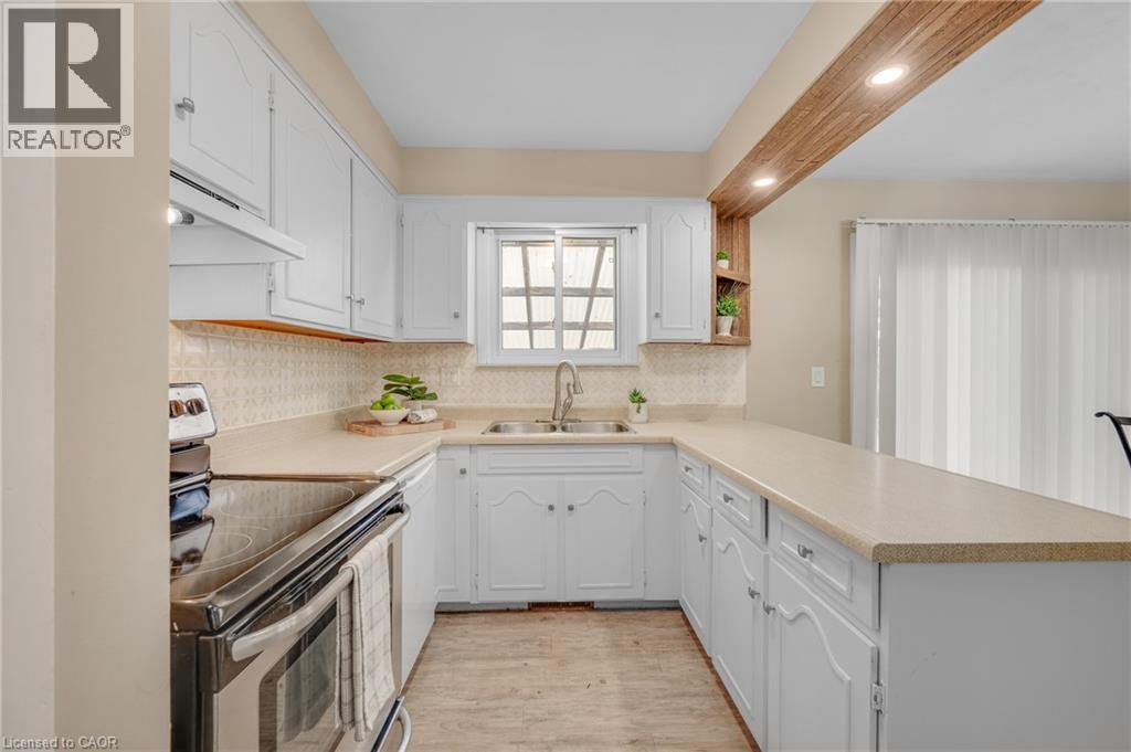 4 Lyndhurst Avenue, Simcoe, Ontario  N3Y 4J9 - Photo 6 - 40817095