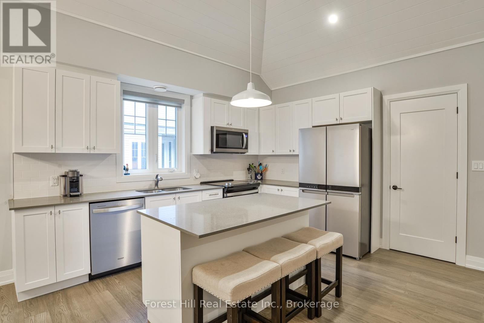 62 - 2054 Peninsula Road, Muskoka Lakes, Ontario  P0B 1G0 - Photo 14 - X12948668