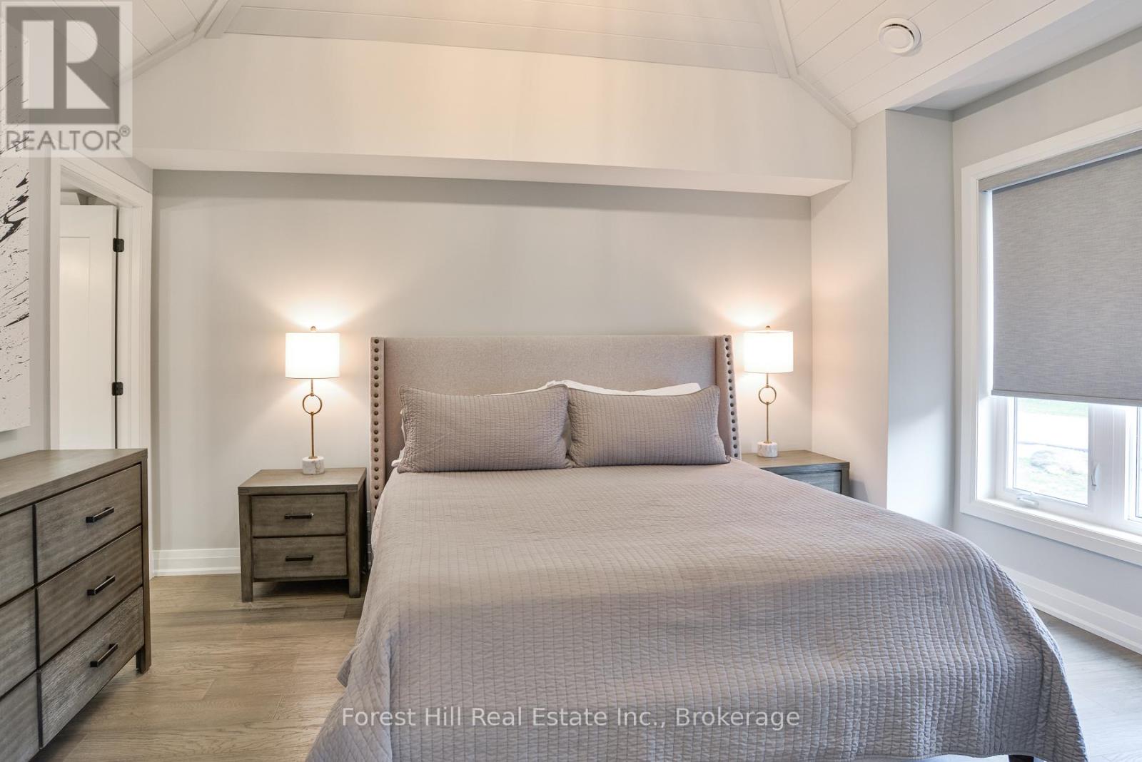 62 - 2054 Peninsula Road, Muskoka Lakes, Ontario  P0B 1G0 - Photo 2 - X12948668