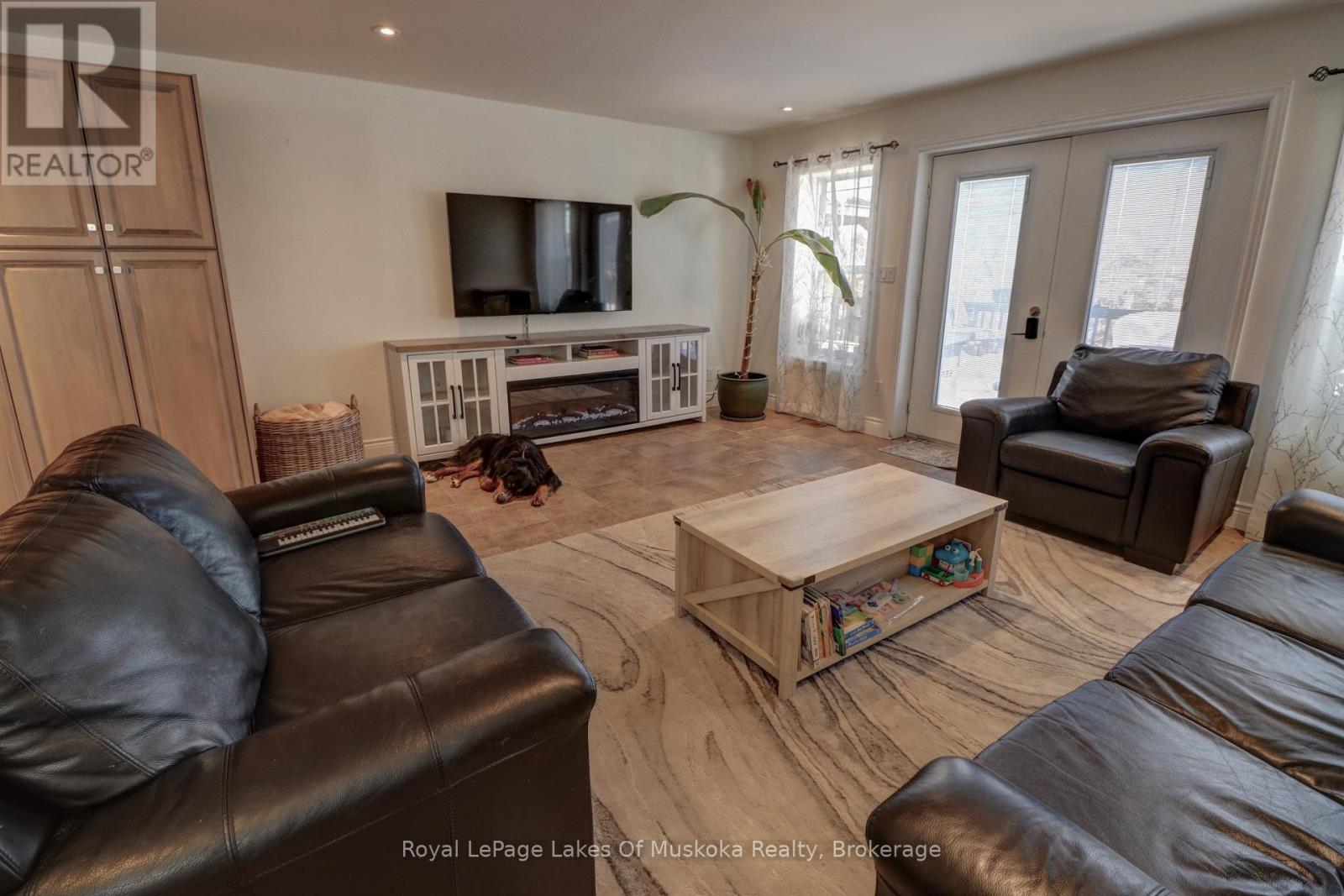 317 Falcon Road, Huntsville, Ontario  P1H 1N3 - Photo 11 - X12948778