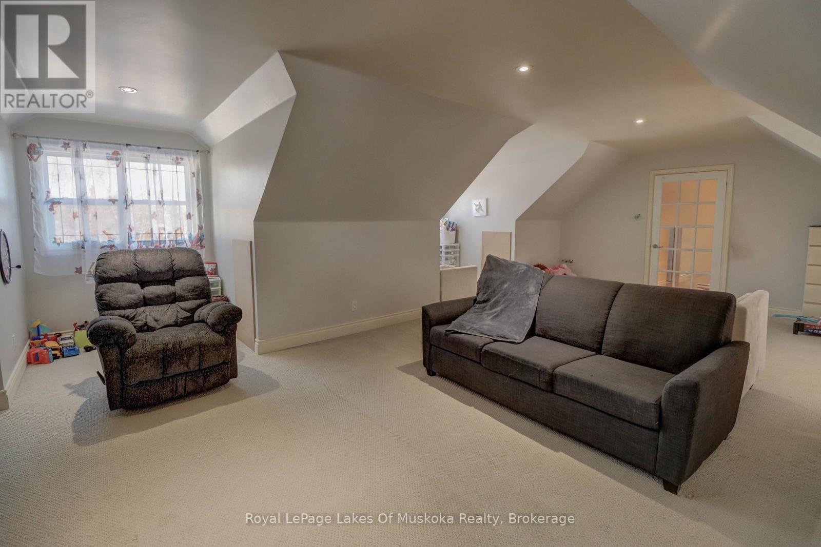 317 Falcon Road, Huntsville, Ontario  P1H 1N3 - Photo 39 - X12948778