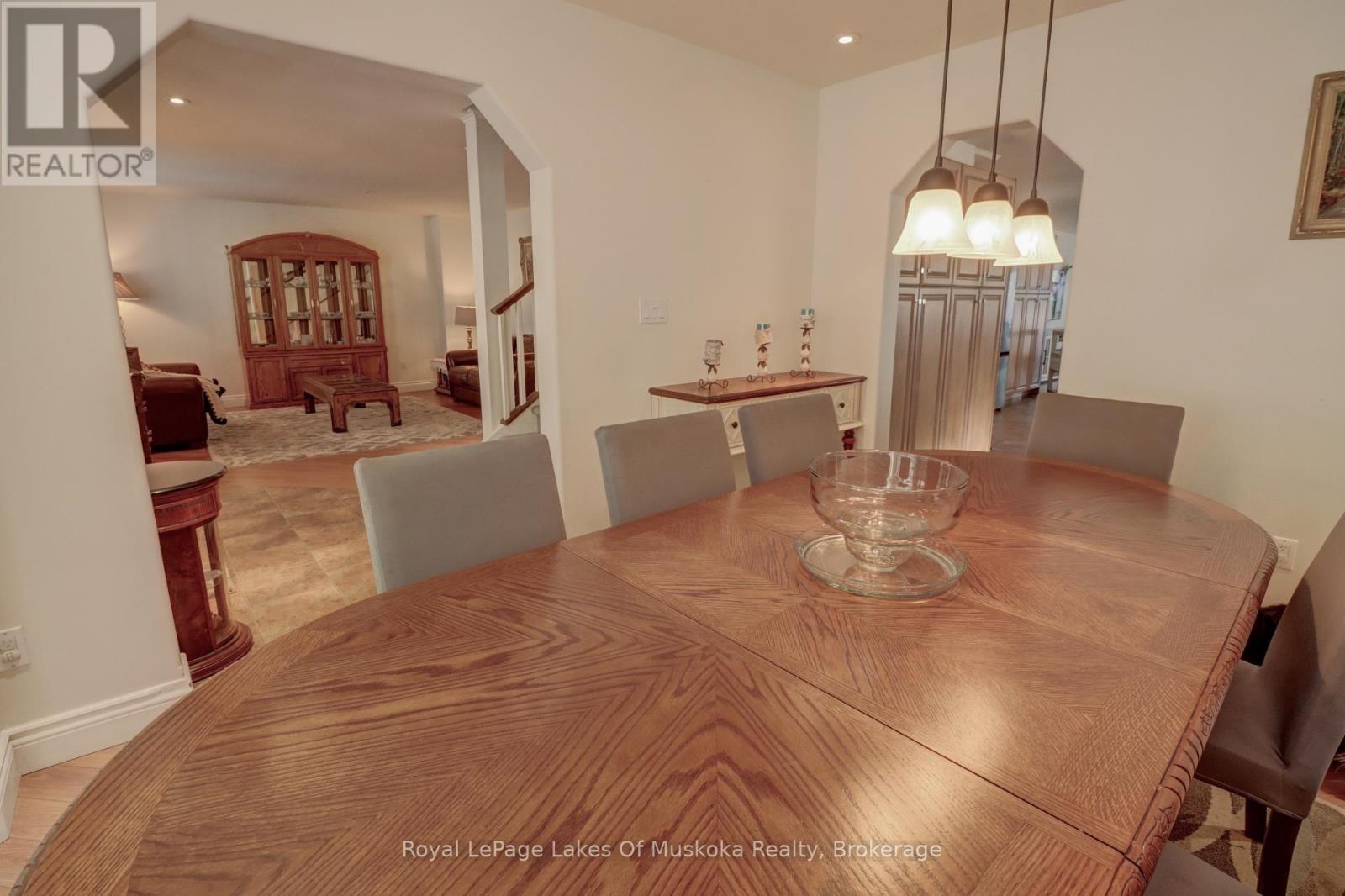 317 Falcon Road, Huntsville, Ontario  P1H 1N3 - Photo 8 - X12948778