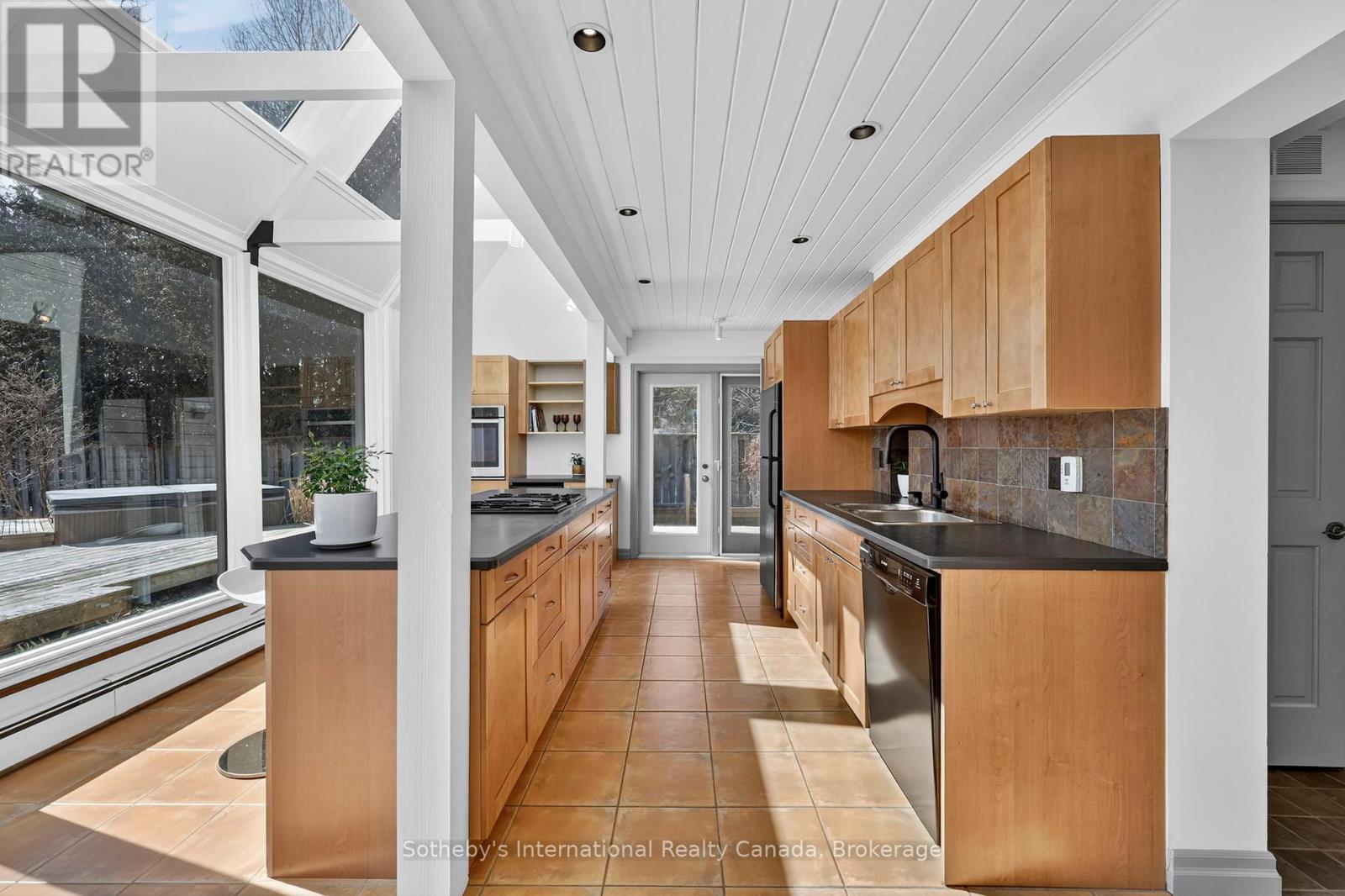 288 Sixth Street, Collingwood, Ontario  L9Y 1Z5 - Photo 14 - S12949182