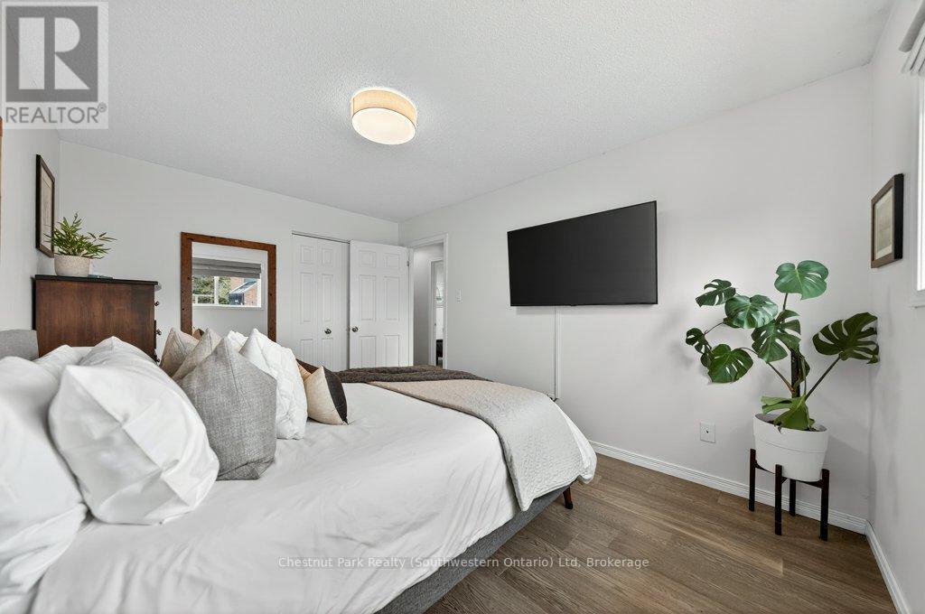 113 Sanderson Drive, Guelph, Ontario  N1H 7K1 - Photo 25 - X12949386