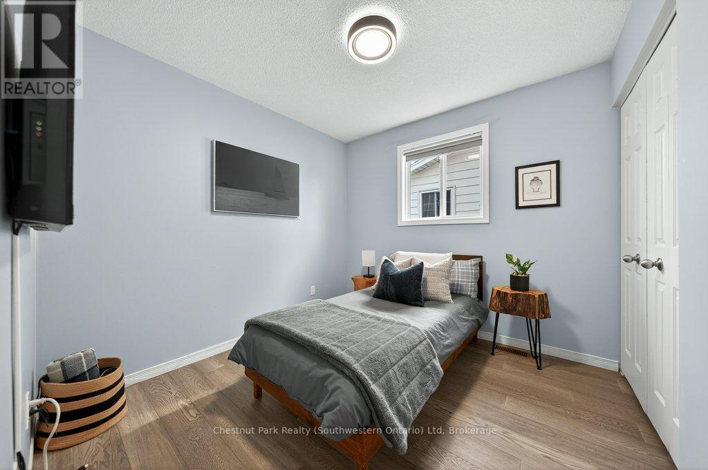 113 Sanderson Drive, Guelph, Ontario  N1H 7K1 - Photo 28 - X12949386