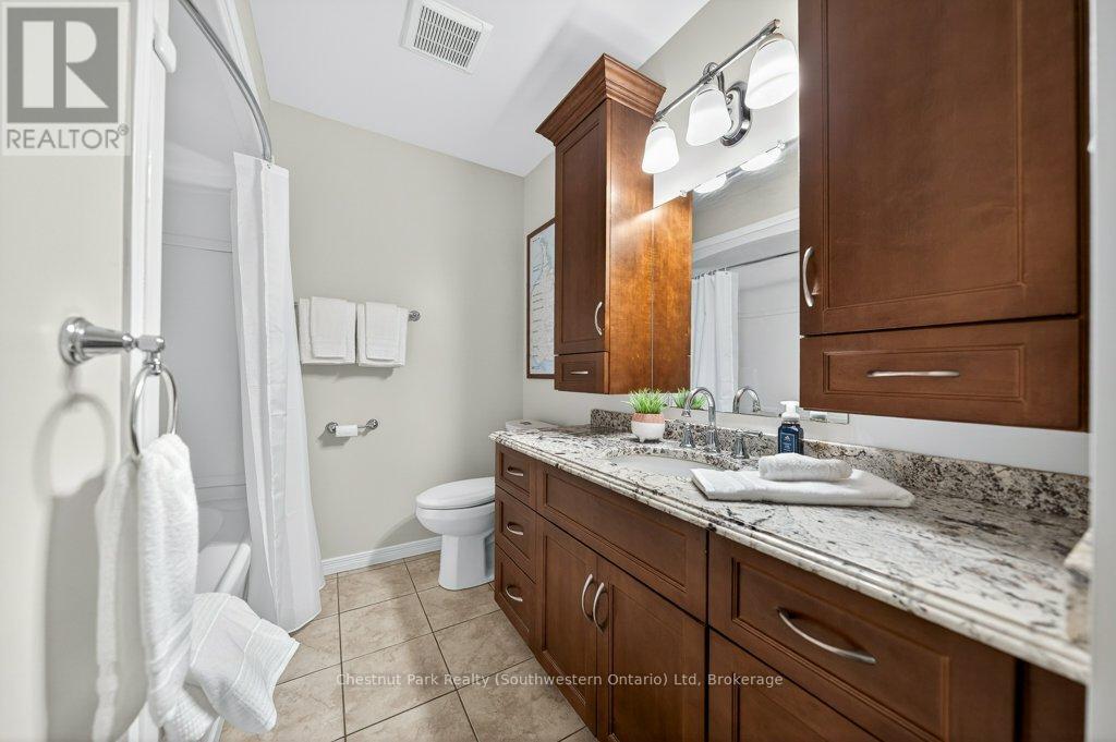 113 Sanderson Drive, Guelph, Ontario  N1H 7K1 - Photo 30 - X12949386