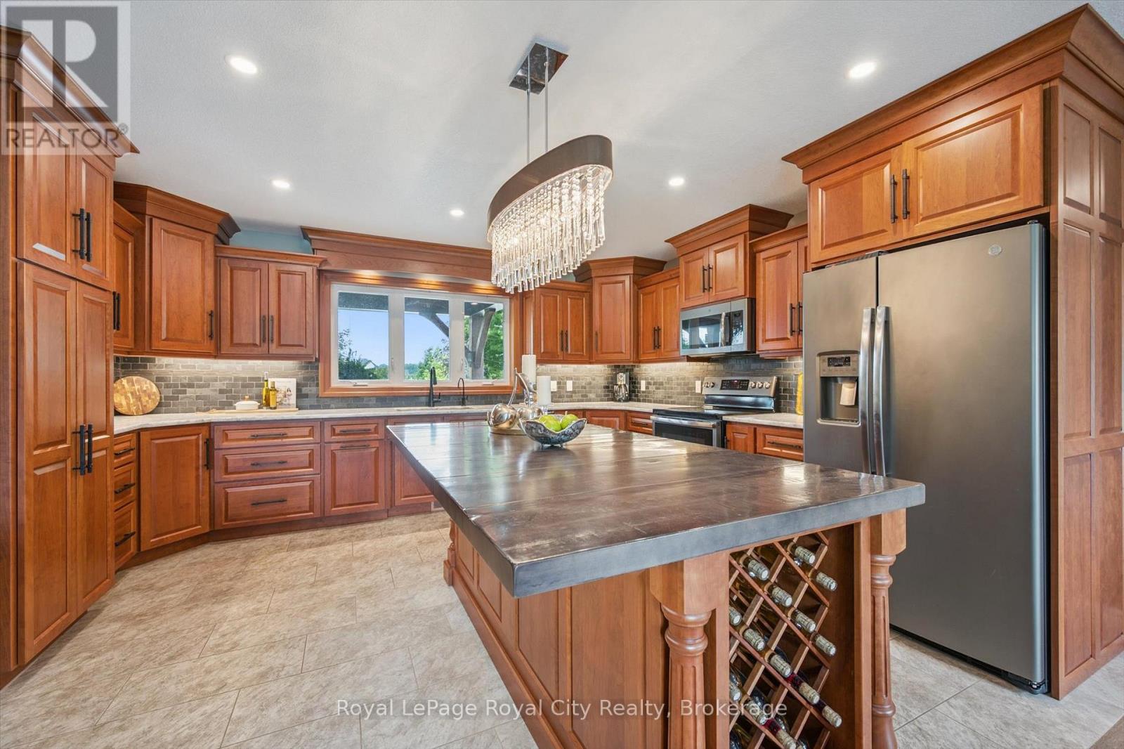 100 Harris Crescent, Southgate, Ontario  N0G 2L0 - Photo 12 - X12949536