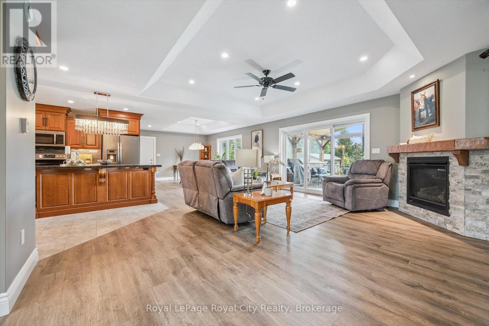 100 Harris Crescent, Southgate, Ontario  N0G 2L0 - Photo 8 - X12949536