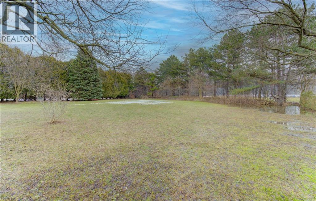 395 Warrington Drive, Waterloo, Ontario  N2L 2P7 - Photo 41 - 40817115