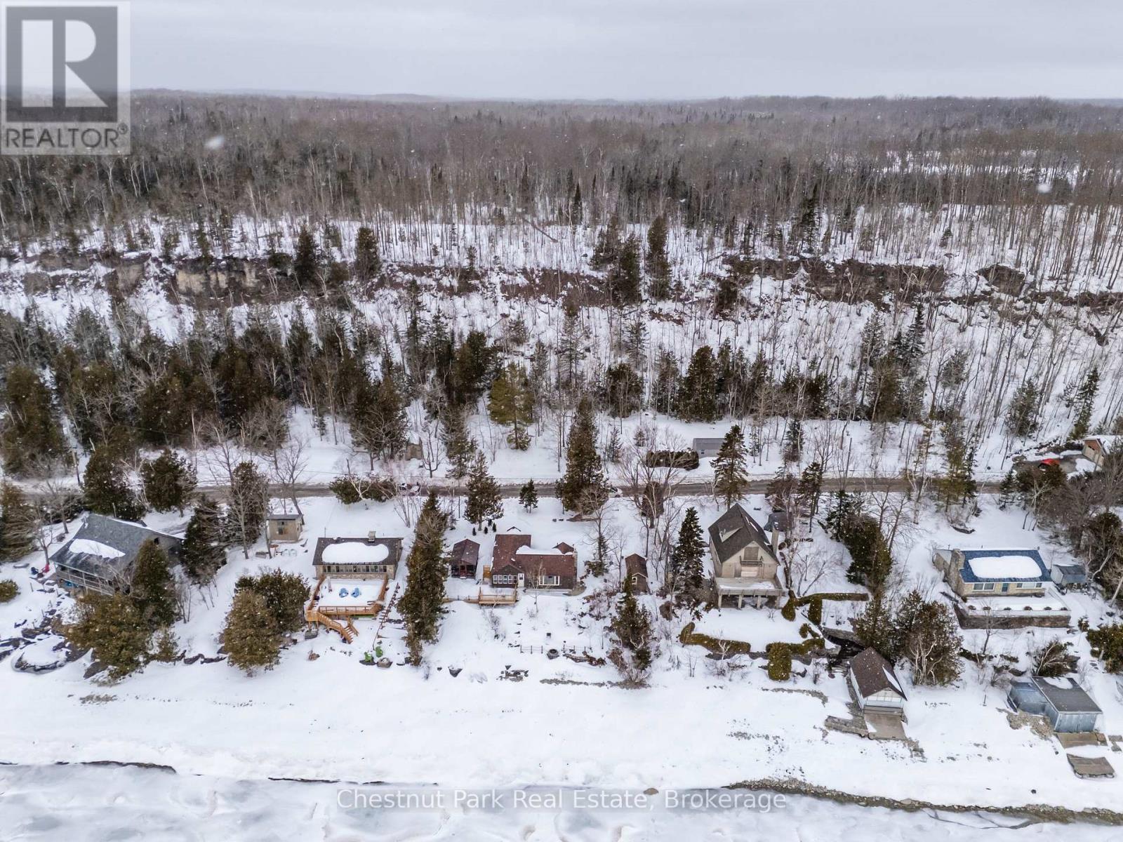 1132 Dyers Bay Road, Northern Bruce Peninsula, Ontario  N0H 1Z0 - Photo 10 - X12949770