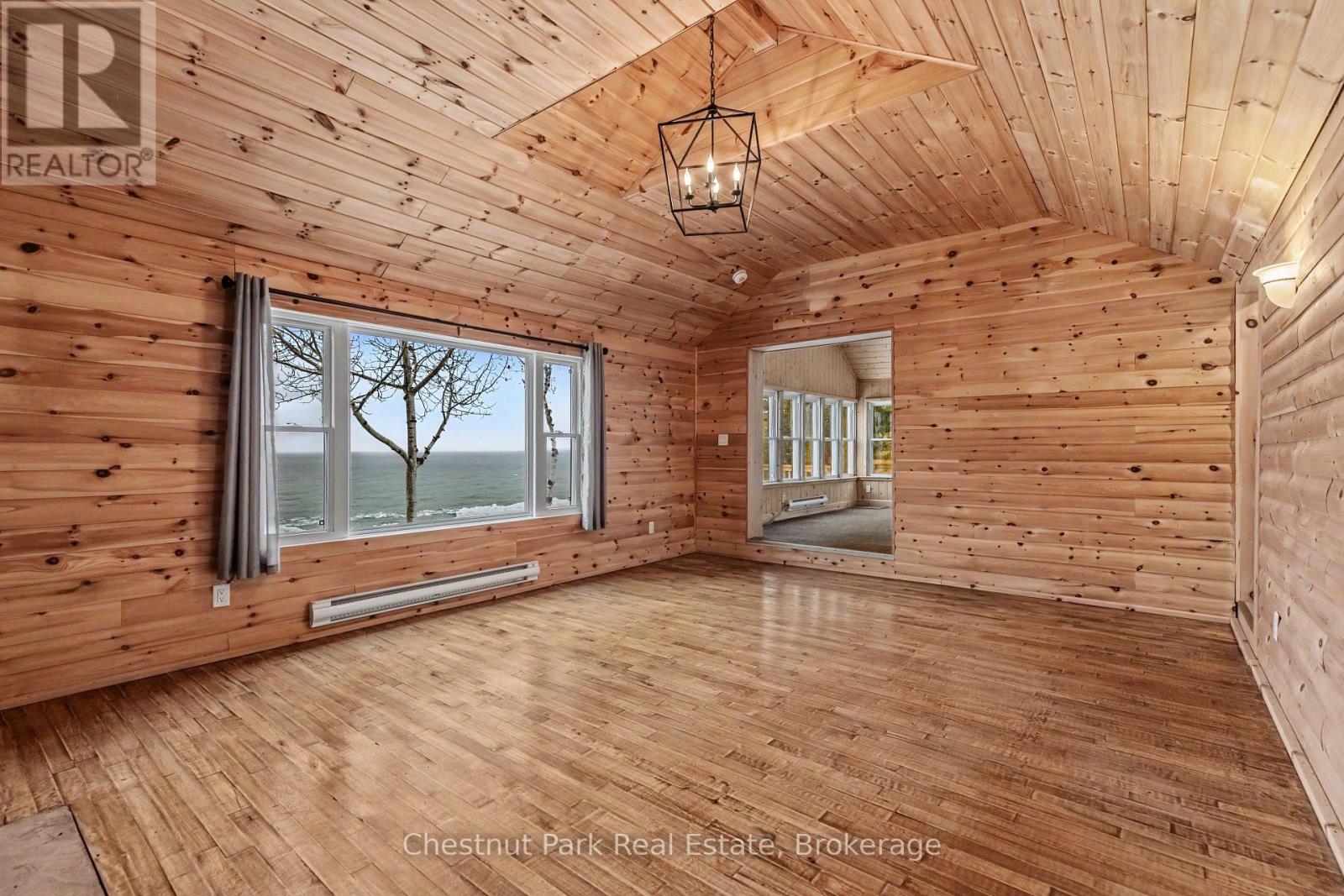 1132 Dyers Bay Road, Northern Bruce Peninsula, Ontario  N0H 1Z0 - Photo 31 - X12949770