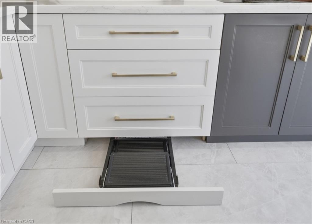 1360 Hill Street, Milton, Ontario  L9T 6M3 - Photo 18 - 40817118