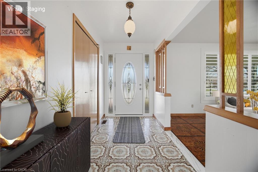 39 Darlington Drive, Hamilton, Ontario  L9C 2L8 - Photo 6 - 40816909