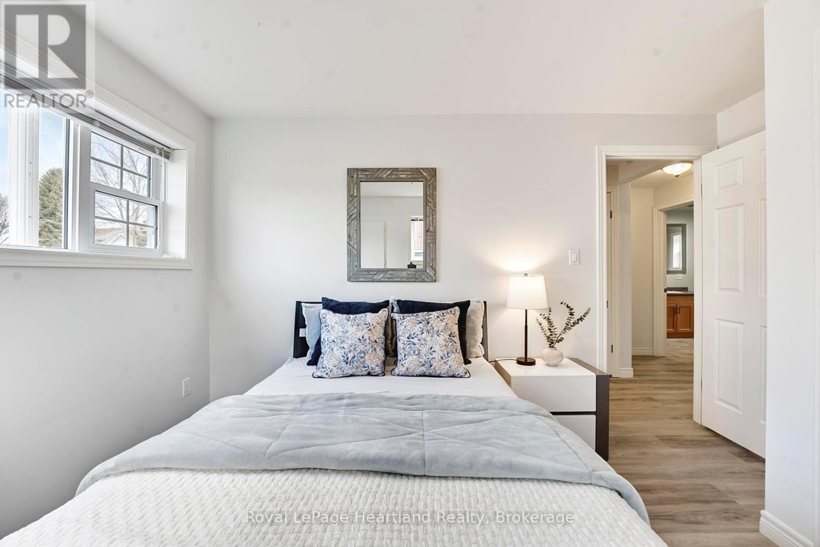 25 Lee Crescent, Goderich, Ontario  N7A 4L3 - Photo 22 - X12950356