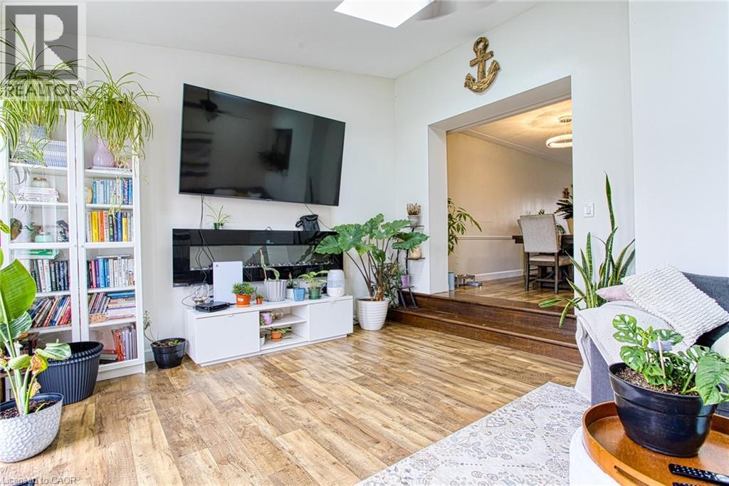 3 Elvia Court, Stoney Creek, Ontario  L8G 3W8 - Photo 14 - 40817093