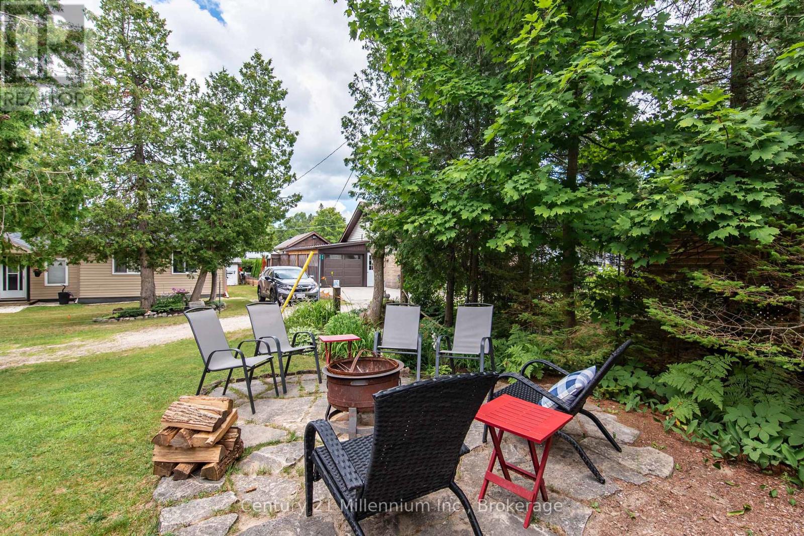 2 Hamilton Place, South Bruce Peninsula, Ontario  N0H 2G0 - Photo 19 - X12950714