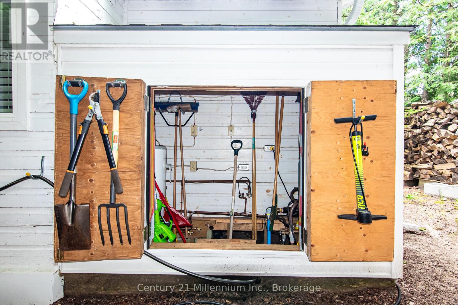 2 Hamilton Place, South Bruce Peninsula, Ontario  N0H 2G0 - Photo 43 - X12950714