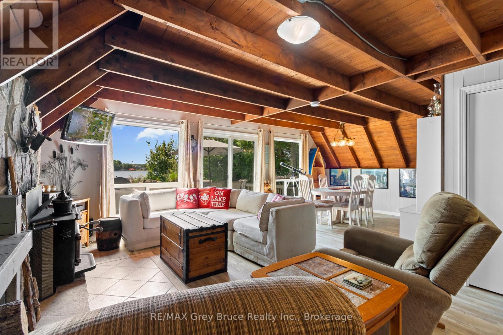 40 Aberdeen Avenue, Northern Bruce Peninsula, Ontario  N0H 2T0 - Photo 10 - X12950796