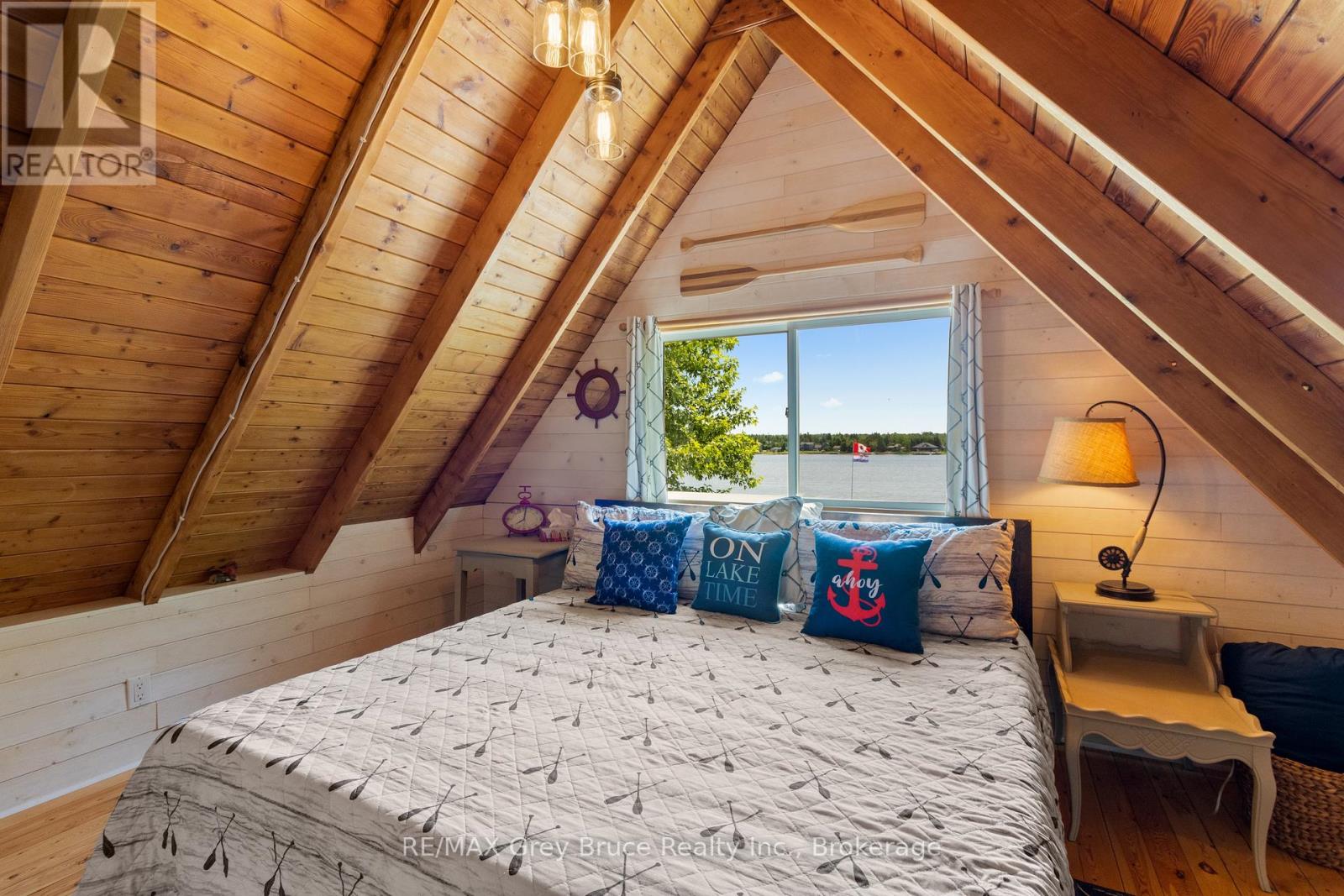 40 Aberdeen Avenue, Northern Bruce Peninsula, Ontario  N0H 2T0 - Photo 13 - X12950796