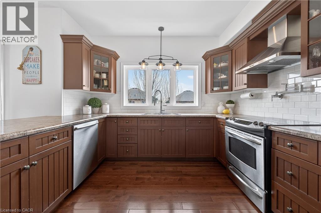 17 Heathcote Court, Grimsby, Ontario  L3M 0A6 - Photo 11 - 40817273