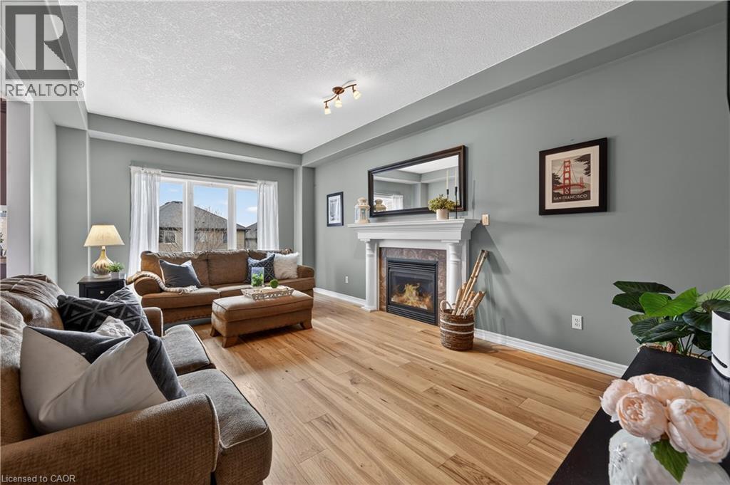 17 Heathcote Court, Grimsby, Ontario  L3M 0A6 - Photo 13 - 40817273