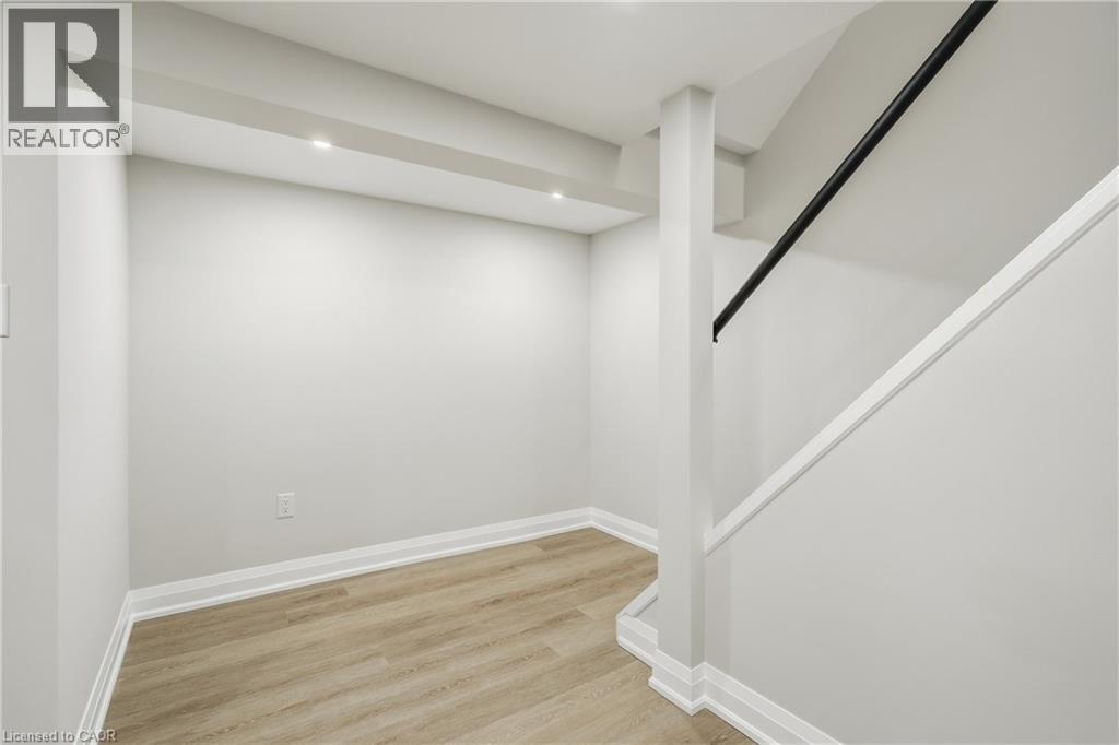 26 Clifton Downs Road, Hamilton, Ontario  L9C 2P2 - Photo 25 - 40817144