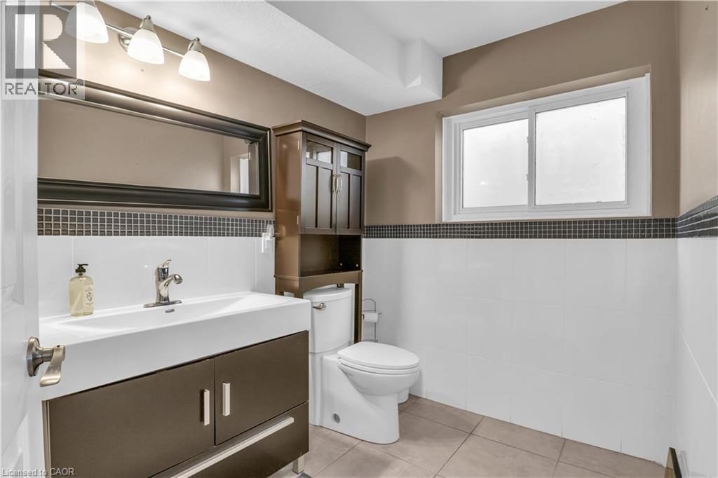 197 Autumn Hill Crescent, Kitchener, Ontario  N2N 1K9 - Photo 19 - 40816878