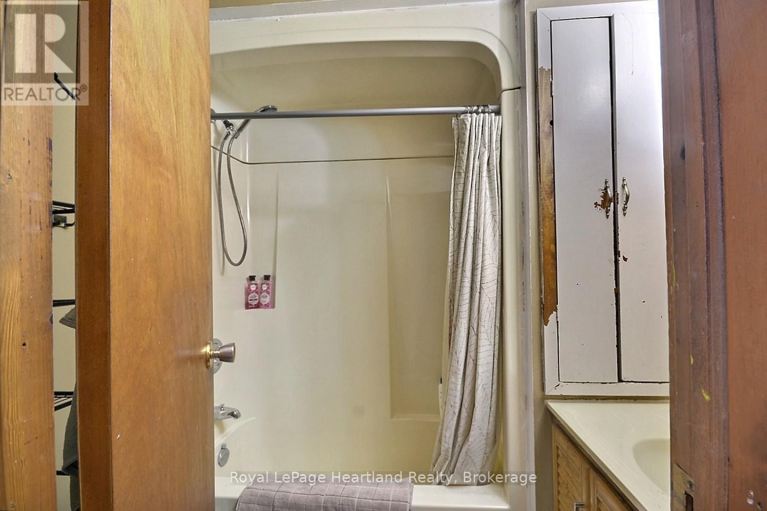 103 James Street, Central Huron, Ontario  N0M 1L0 - Photo 14 - X12951290