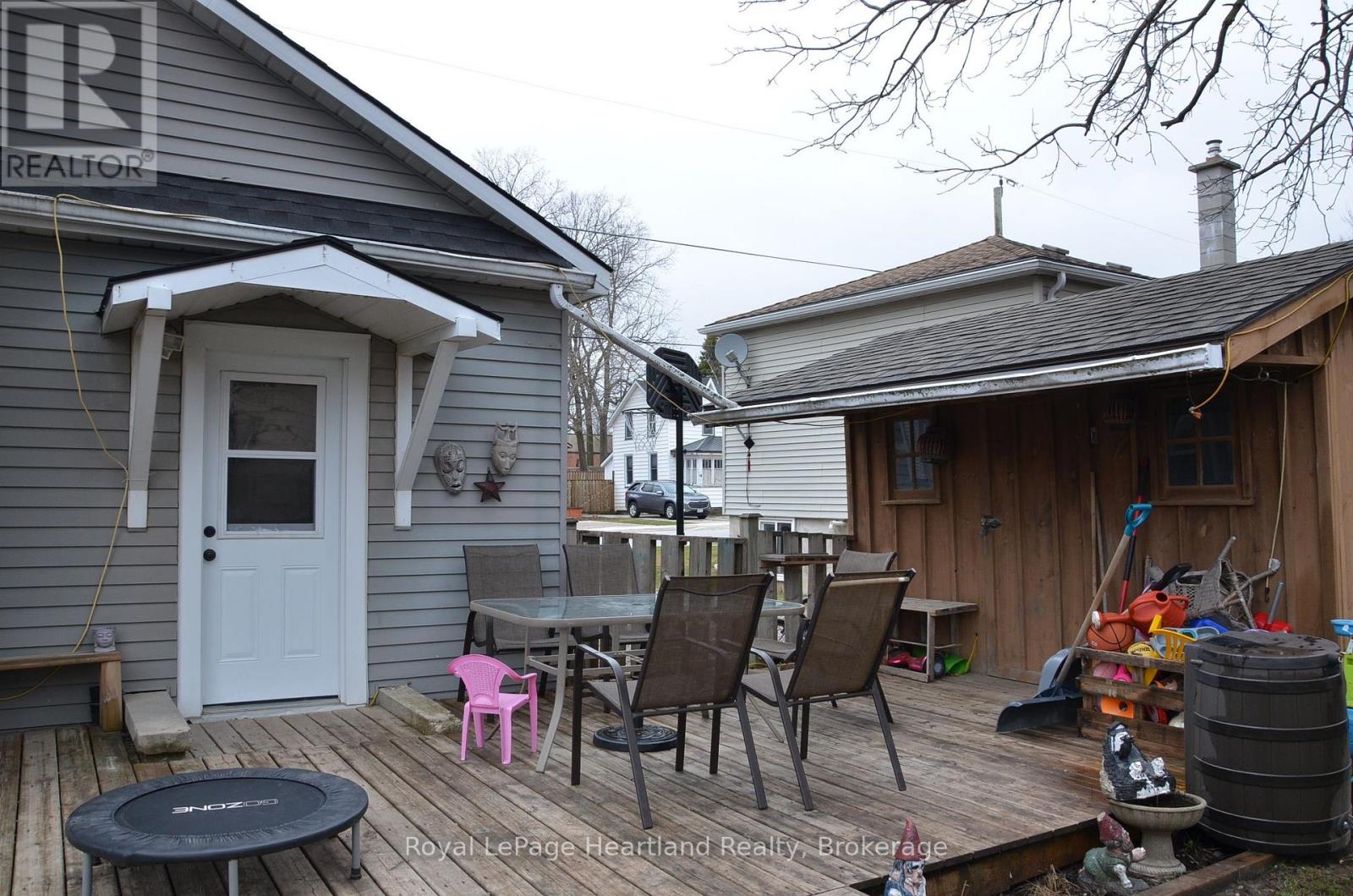 103 James Street, Central Huron, Ontario  N0M 1L0 - Photo 34 - X12951290