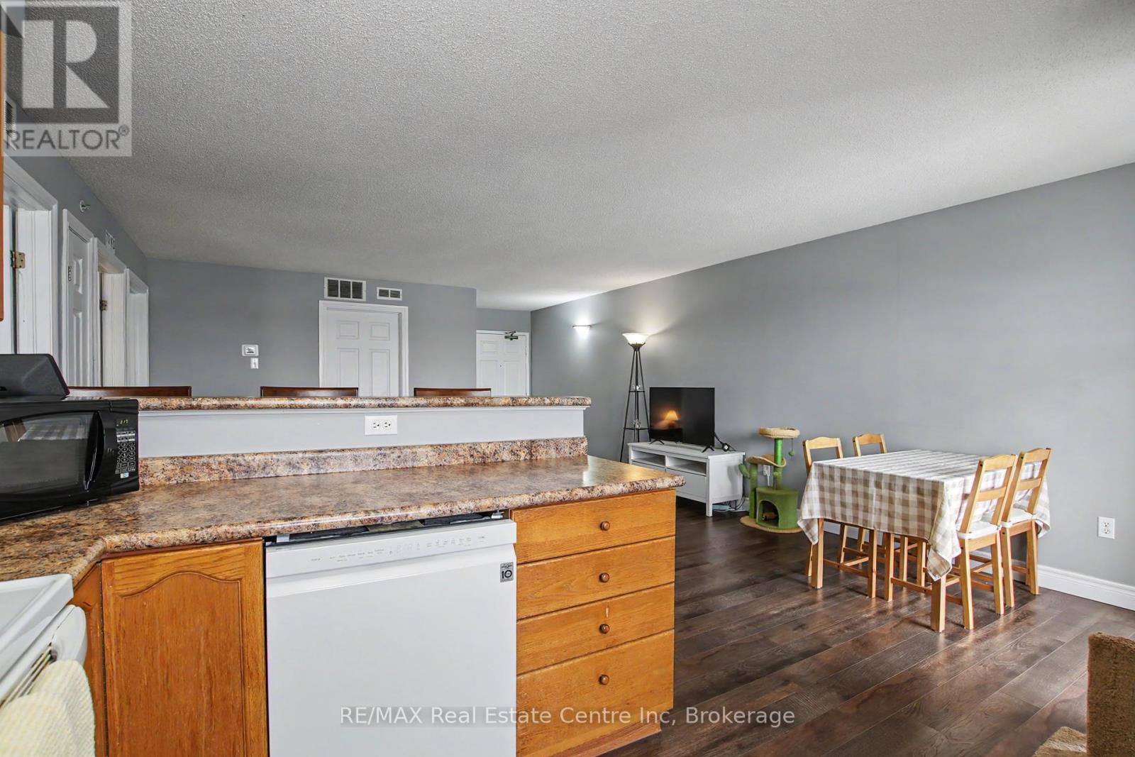 409 - 415 Grange Road, Guelph, Ontario  N1E 0C4 - Photo 18 - X12951726