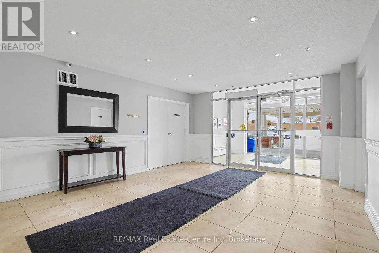 409 - 415 Grange Road, Guelph, Ontario  N1E 0C4 - Photo 6 - X12951726