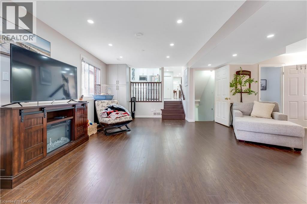 183 Bush Clover Crescent, Kitchener, Ontario  N2E 3P7 - Photo 12 - 40813889