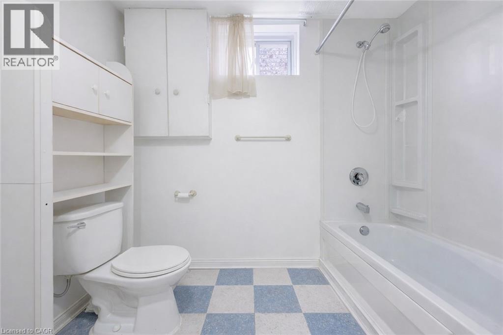 183 Bush Clover Crescent, Kitchener, Ontario  N2E 3P7 - Photo 36 - 40813889