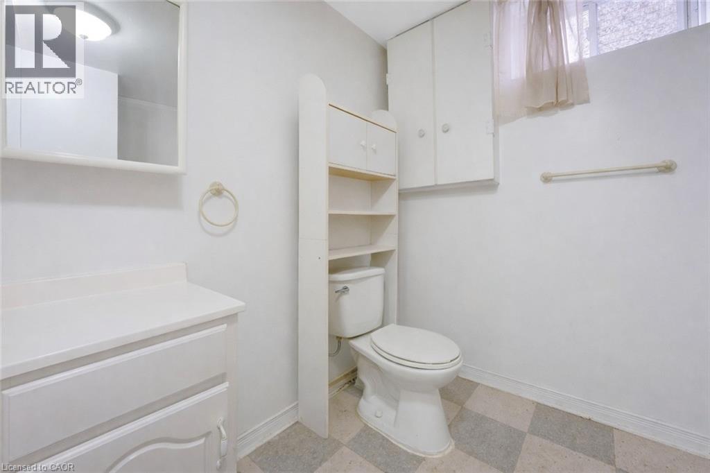 183 Bush Clover Crescent, Kitchener, Ontario  N2E 3P7 - Photo 37 - 40813889