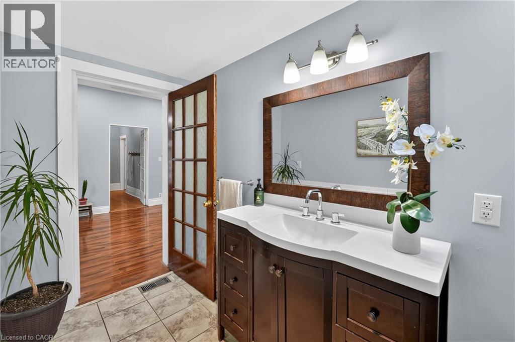 287 Main Street E, Grimsby, Ontario  L3M 1P9 - Photo 17 - 40817269