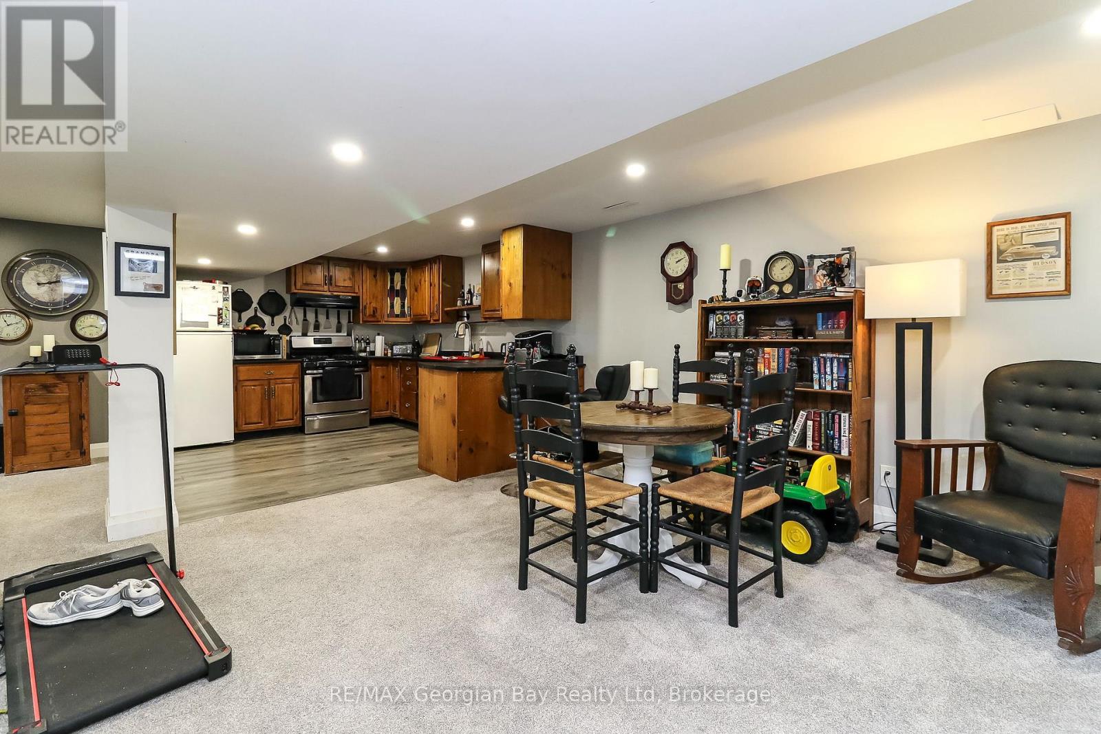 57 Maple Street, Tay, Ontario  L0K 2A0 - Photo 16 - S12951988