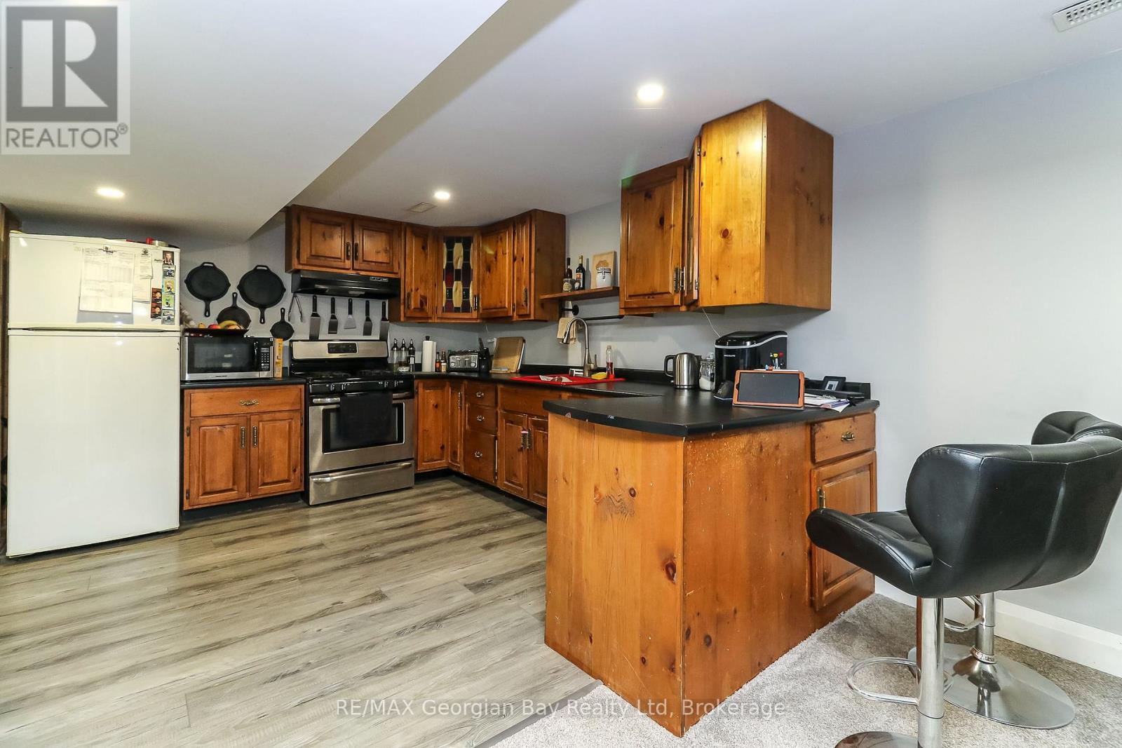 57 Maple Street, Tay, Ontario  L0K 2A0 - Photo 17 - S12951988