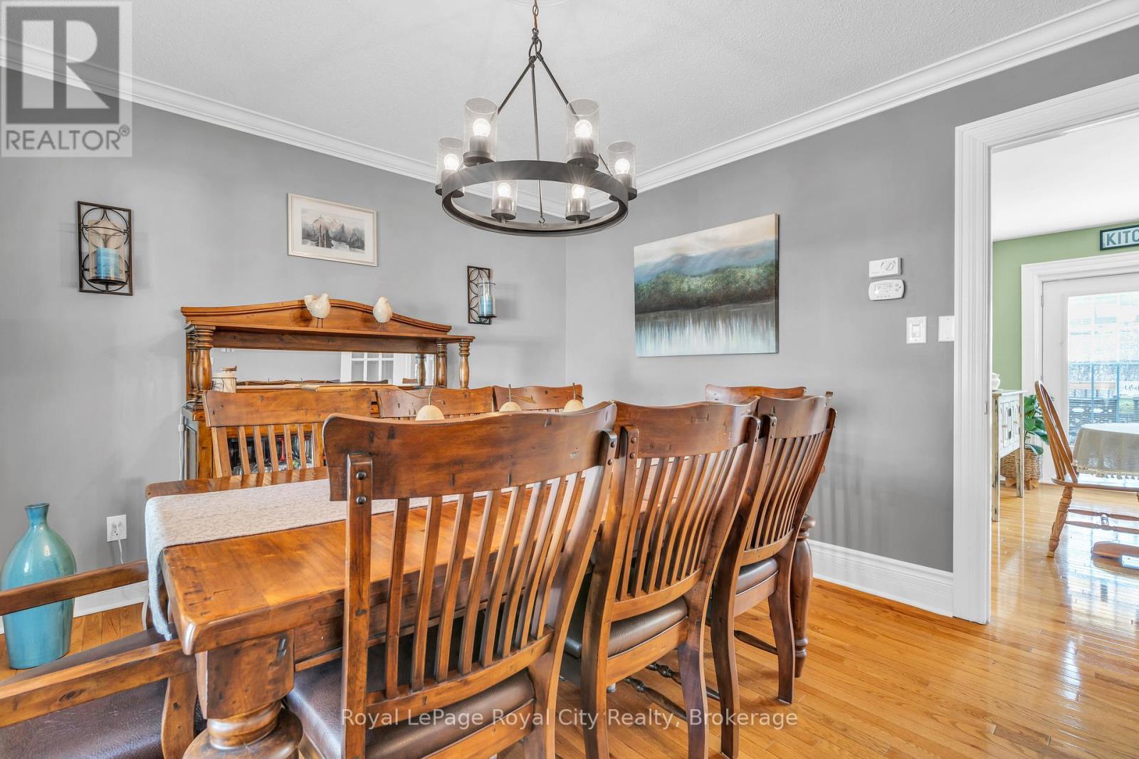 1548 Troika Court, Mississauga, Ontario  L5J 4C4 - Photo 13 - W12952234