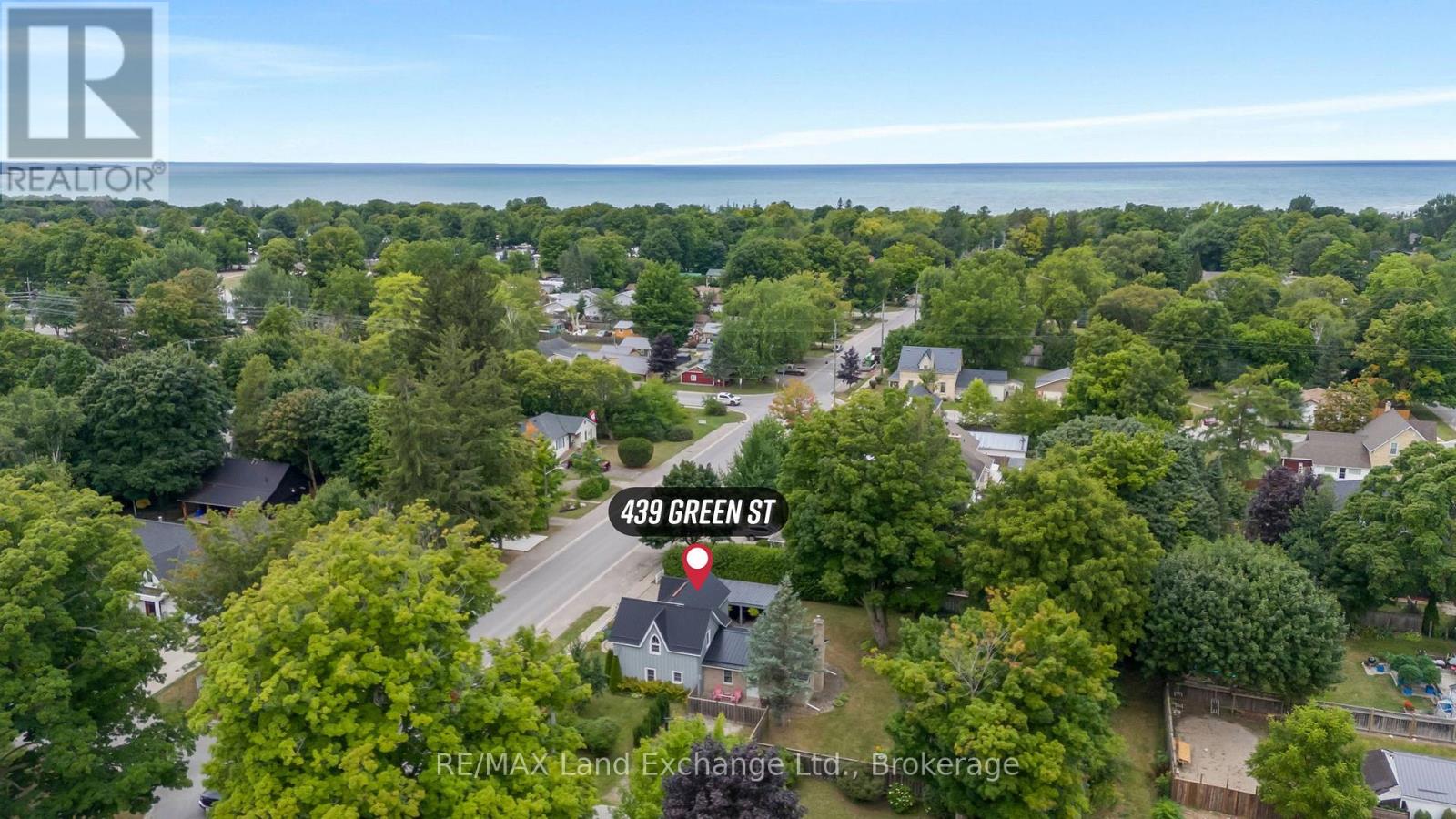 439 Green Street, Saugeen Shores, Ontario  N0H 2C0 - Photo 3 - X12952070