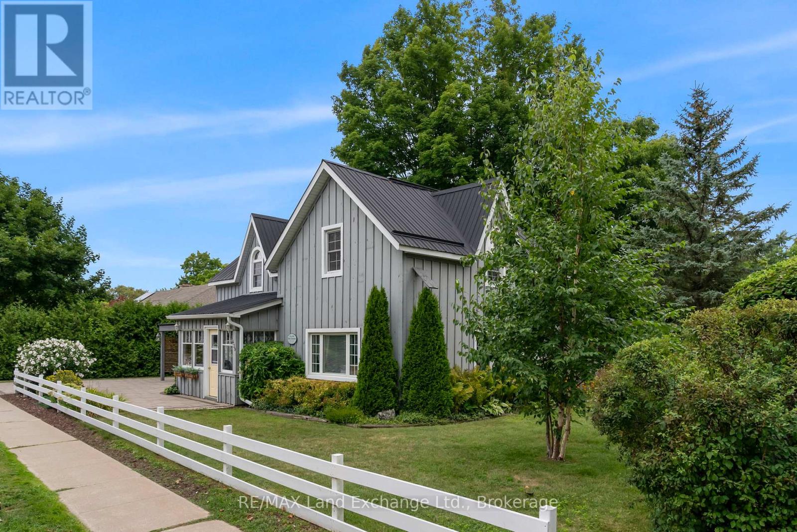 439 Green Street, Saugeen Shores, Ontario  N0H 2C0 - Photo 5 - X12952070