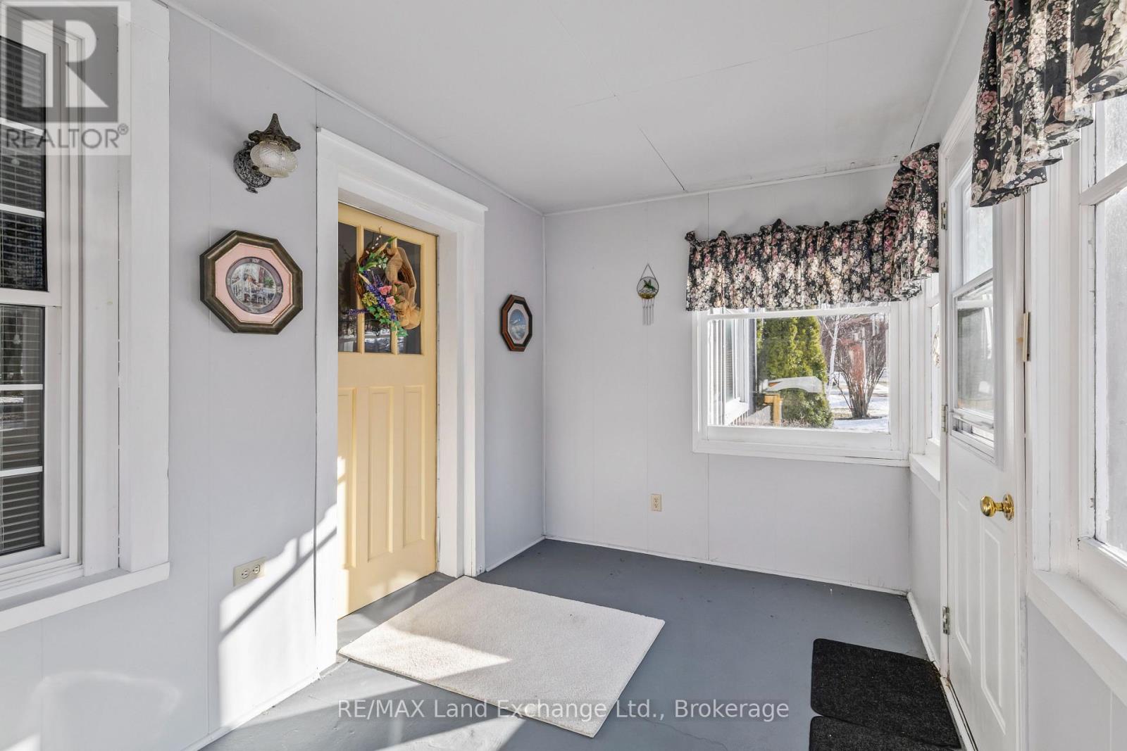 439 Green Street, Saugeen Shores, Ontario  N0H 2C0 - Photo 8 - X12952070