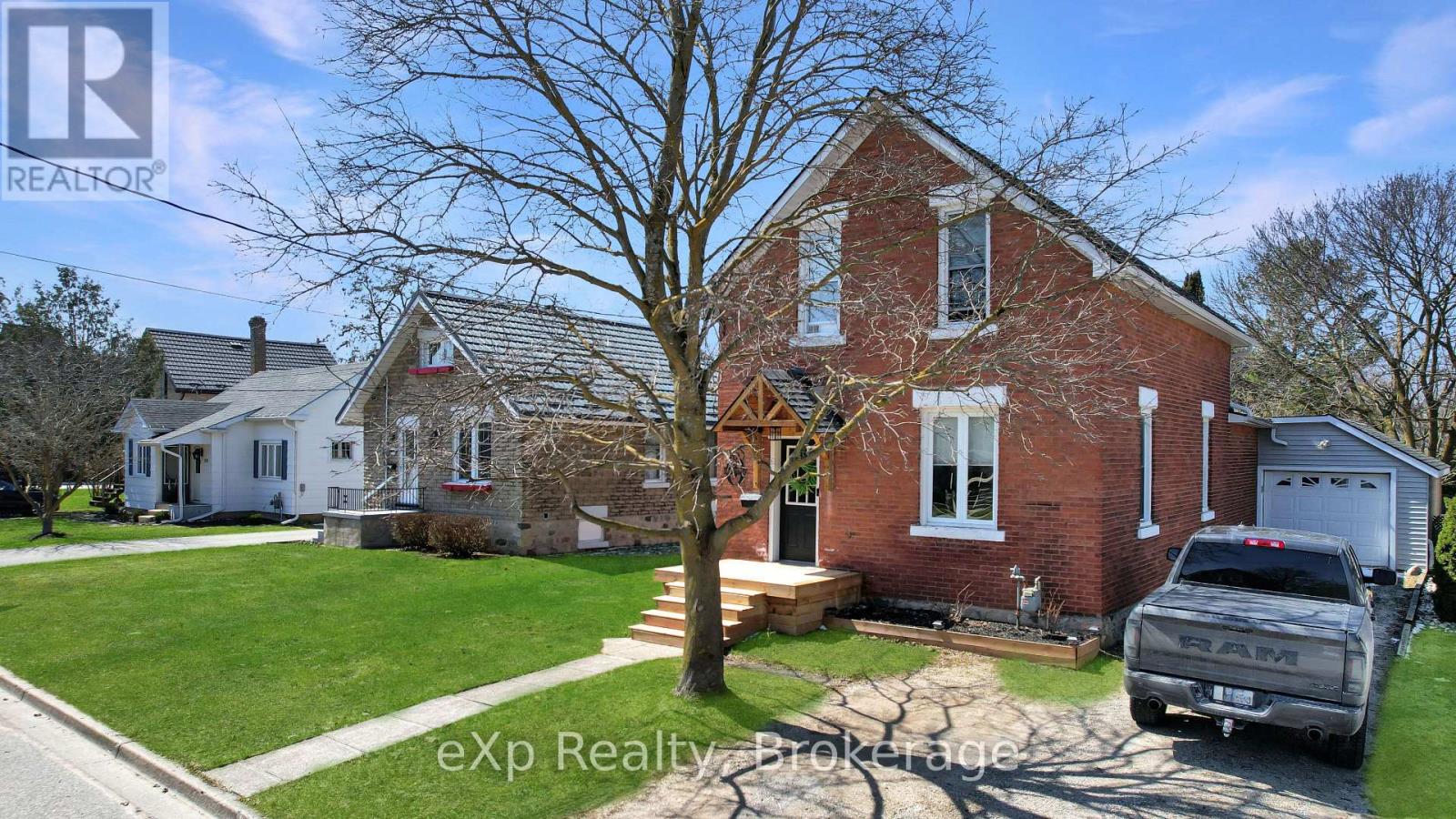 588 12th Avenue, Hanover, Ontario  N4N 2V6 - Photo 2 - X12952302